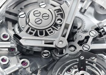 BIG BANG INTEGRAL TOURBILLON FULL SAPPHIRE: A FEAT OF PURE SAPPHIRE