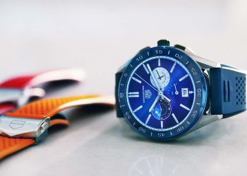 TAG HEUER MAKES WAVES WITH NEW SUMMER-INSPIRED EDITIONS OF ITS LUXURY CONNECTED WATCH