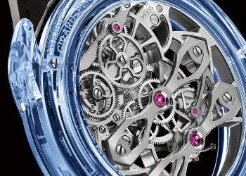 Quasar Azure – Seduced by the Light