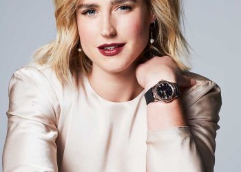 HUBLOT WELCOMES CRICKETING LEGEND ELLYSE PERRY INTO THE FAMILY, THE FIRST AUSTRALIAN WOMAN FRIEND OF THE BRAND WHEN GLAMOUR MEETS THE FIELD