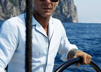 ON THE ISLAND OF CAPRI, ON THE CUSP OF THE SUMMER SEASON, HUBLOT AND ITALIA INDEPENDENT ARE LAUNCHING A NEW NAUTICALLY-INSPIRED PIECE, THE BIG BANG UNICO TEAK ITALIA INDEPENDENT