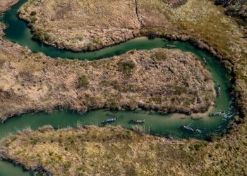 Successful first Great Spine of Africa expedition to document and protect river that feeds the Zambezi led by Rolex Perpetual Planet Initiative partner explorer Steve Boyes. Through its Perpetual Planet Initiative, Rolex is supporting Steve Boyes’ Great Spine of Africa series of expeditions, traversing thousands of kilometres of rivers that have never been scientifically documented.