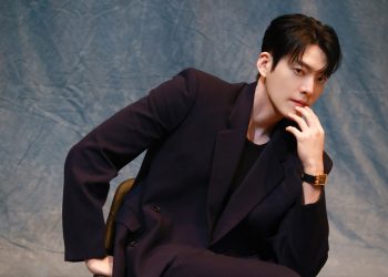 GLOBAL AMBASSADOR KIM WOO-BIN ATTENDS THE NETFLIX PRESS CONFERENCE OF “OFFICER BLACK BELT” WEARING JAEGER-LECOULTRE